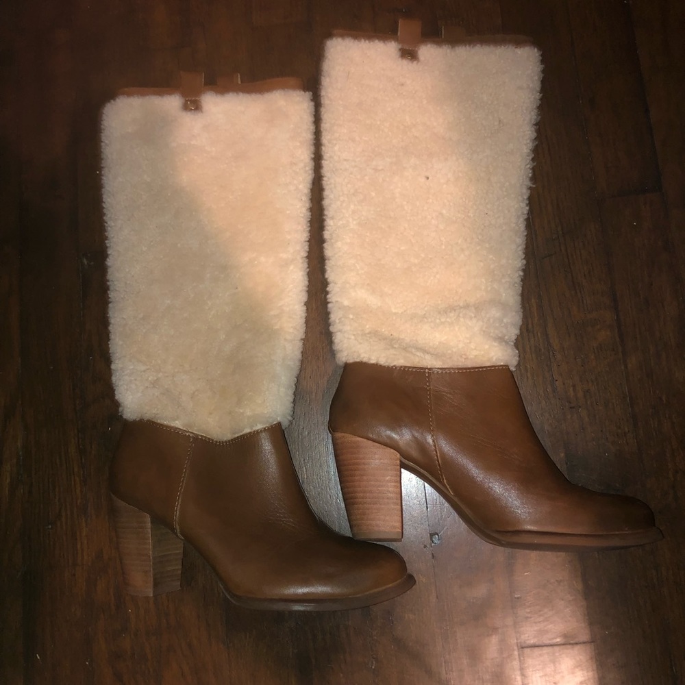 Authentic Ava Uggs Chestnut Exposed Fur Tall Riding Boots Sz 7